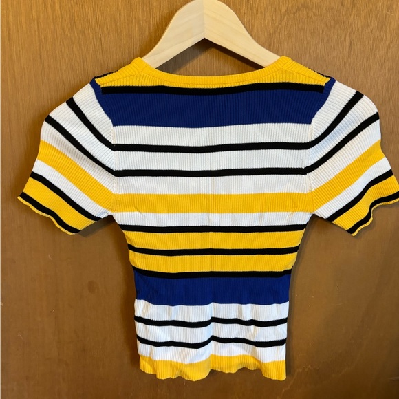 Charlotte Russe stretch crop top - Picture 2 of 3